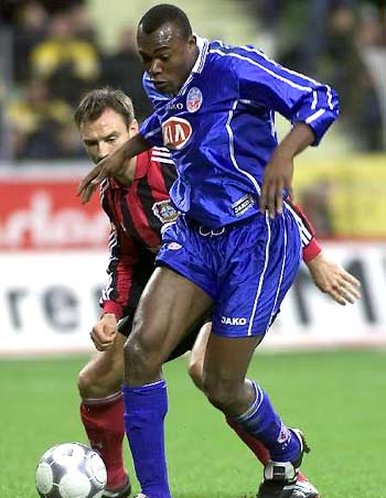 与日韩等邻 与日韩等邻